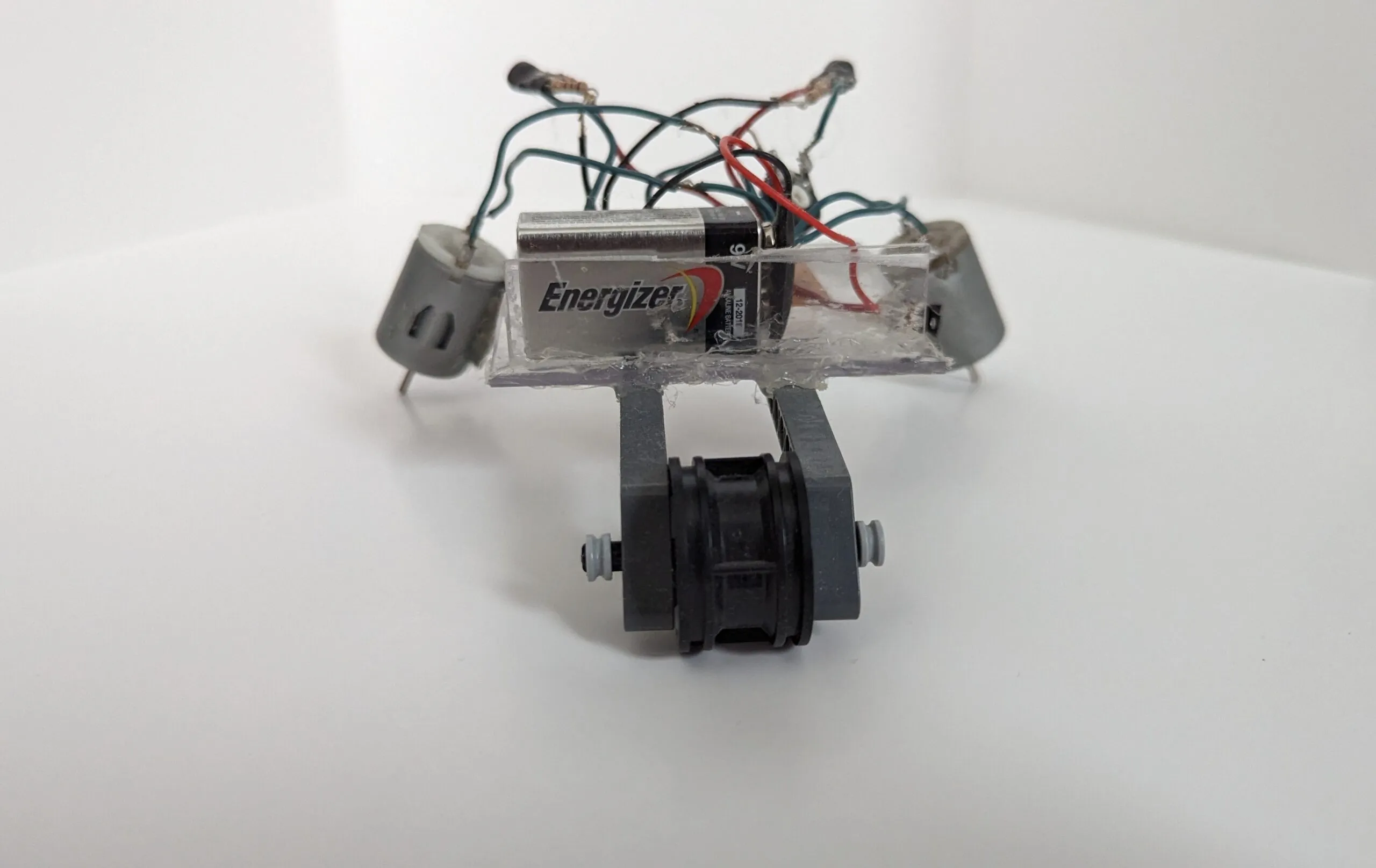 NoBB's LEGO caster wheel doing third-wheel duty behind the 9V
